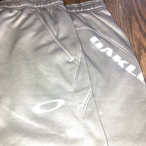 Oakley Sweatpants
